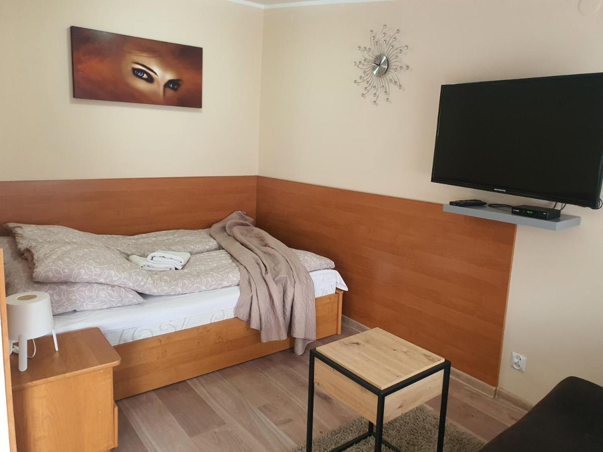 Aparthouse Apartamenty Centrum - In The City Center Near The Train Station كاتوفيتسه المظهر الخارجي الصورة