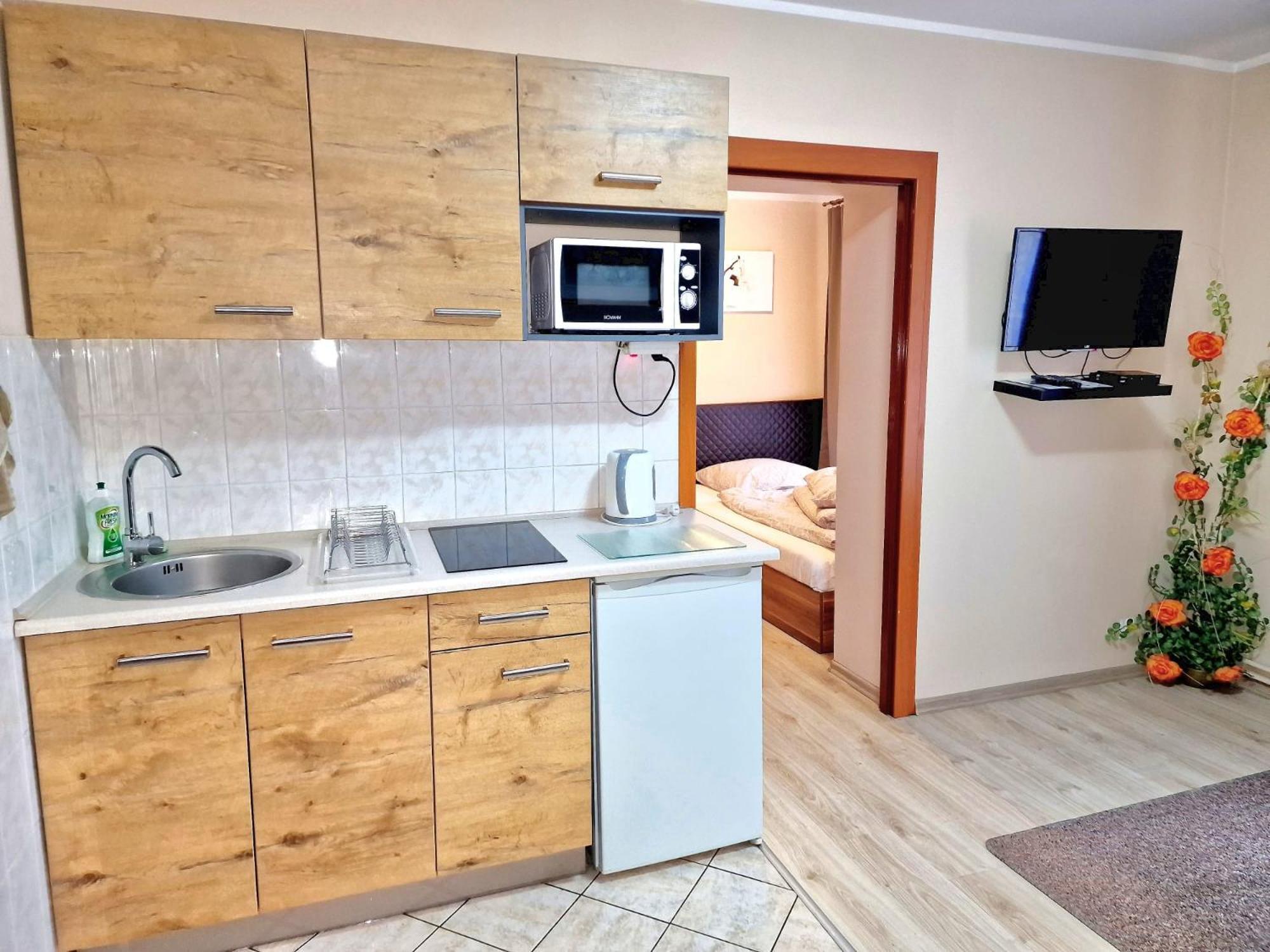 Aparthouse Apartamenty Centrum - In The City Center Near The Train Station كاتوفيتسه المظهر الخارجي الصورة