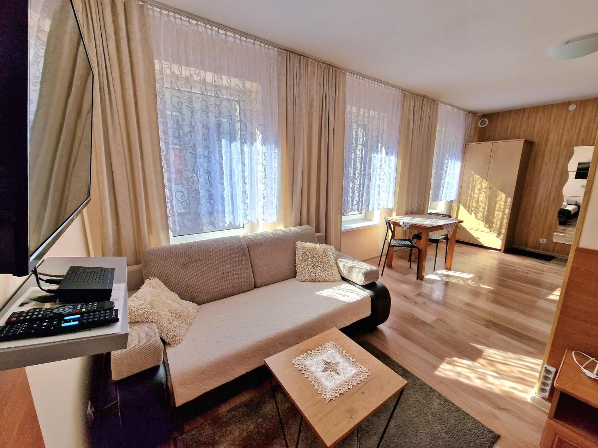 Aparthouse Apartamenty Centrum - In The City Center Near The Train Station كاتوفيتسه المظهر الخارجي الصورة