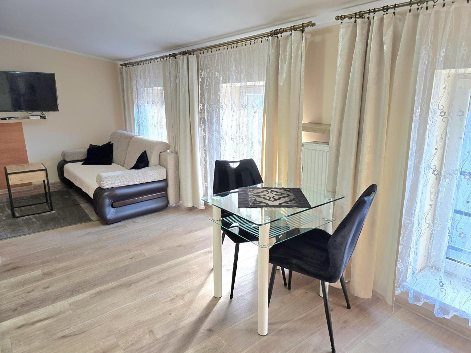 Aparthouse Apartamenty Centrum - In The City Center Near The Train Station كاتوفيتسه المظهر الخارجي الصورة