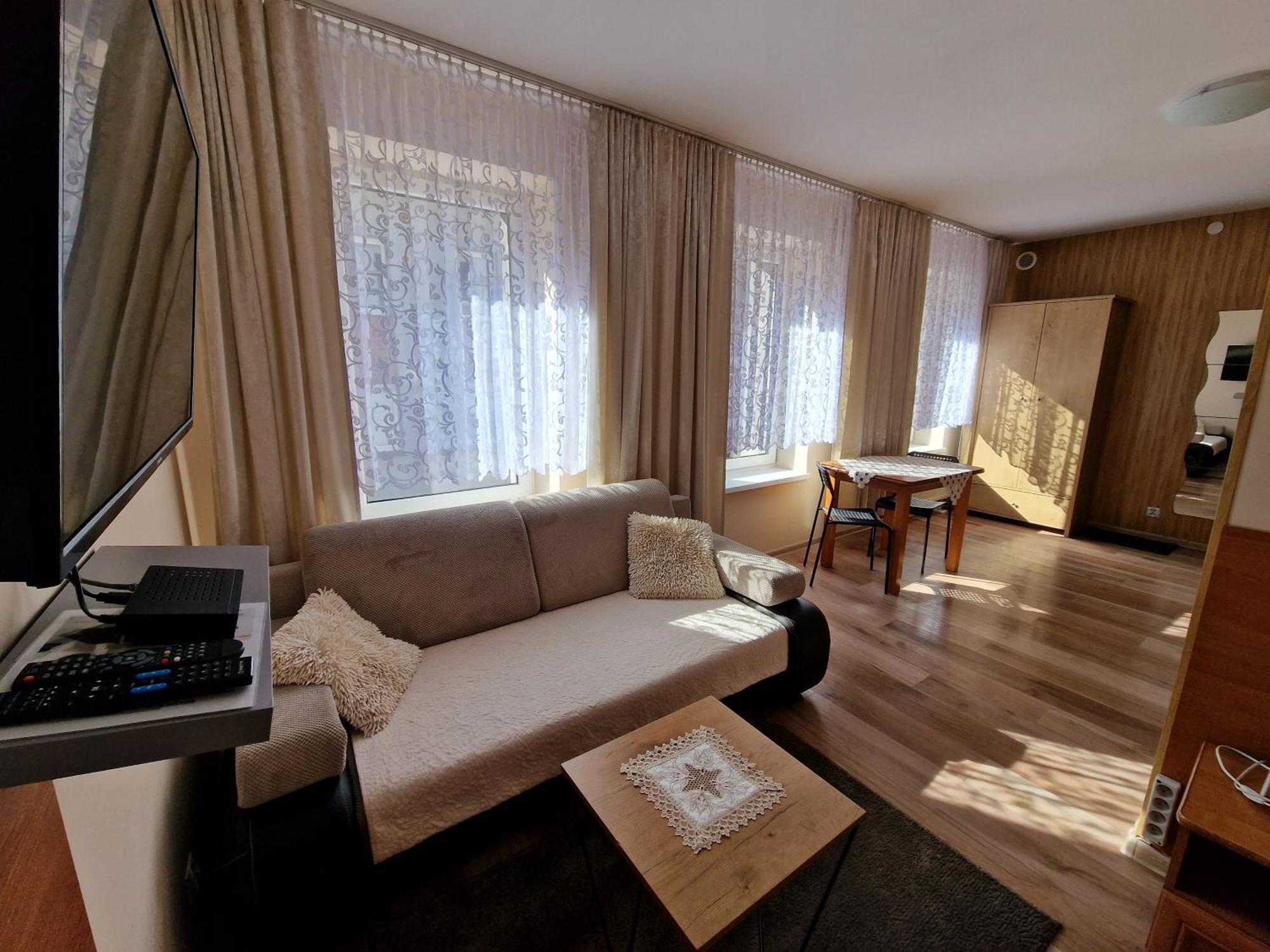 Aparthouse Apartamenty Centrum - In The City Center Near The Train Station كاتوفيتسه المظهر الخارجي الصورة